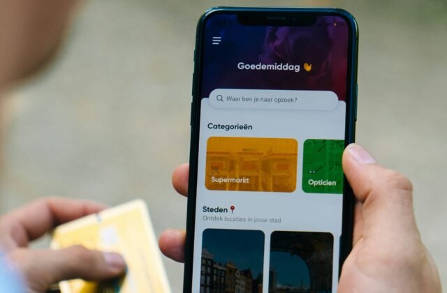 5 apps gratuitos para controlar seus gastos em 2026